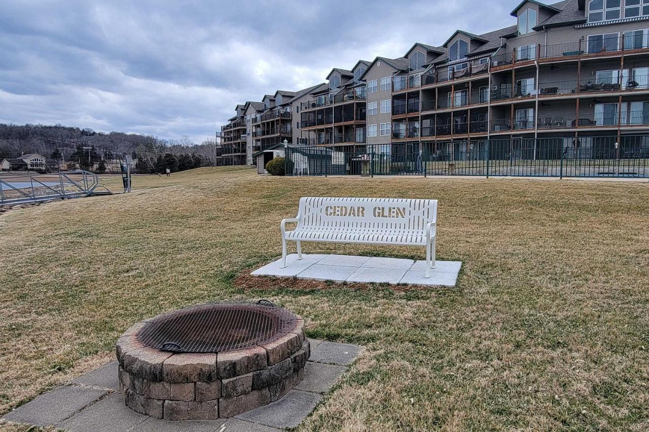 Step-Free Camdenton Condo With Boat Ramp, Dock, Slip Exteriér fotografie
